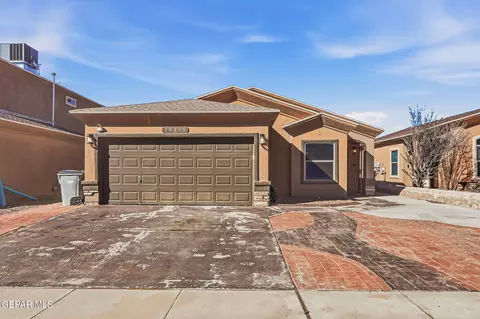 14215 N Point Ave, El Paso, TX 79938