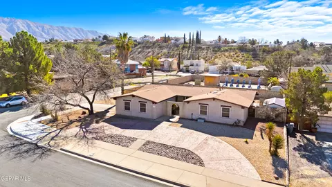 700 De Leon Dr, El Paso, TX 79912