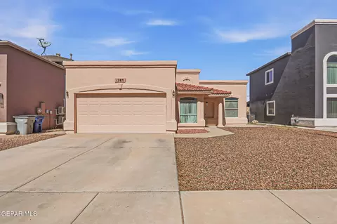 12871 Hidden Grove Dr, El Paso, TX 79938