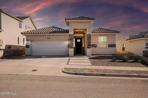 12820 Garden Ridge Dr, Horizon City, TX 79928