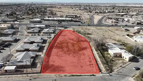 317597 Old County Dr, El Paso, TX 79907