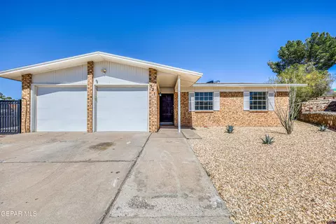 321 Gus Rallis Dr, El Paso, TX 79932