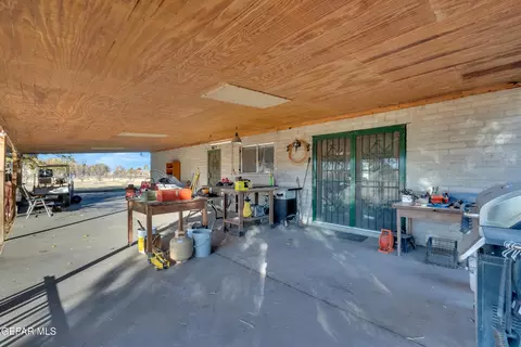 299 Tranquility Rd, Canutillo, TX 79835 photo 11