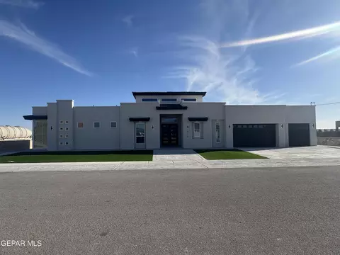 15110 Hinojos Ave, El Paso, TX 79938