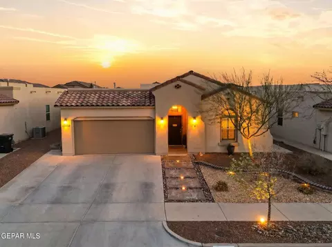 12438 Lanchester Dr, Horizon City, TX 79928