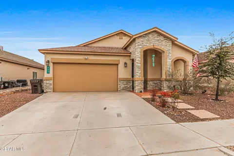 887 Bronze Hill Ave, Sunland Park, NM 88063