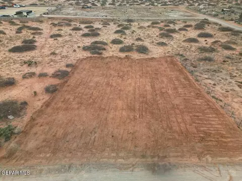 4381 Hovland Ln, El Paso, TX 79938