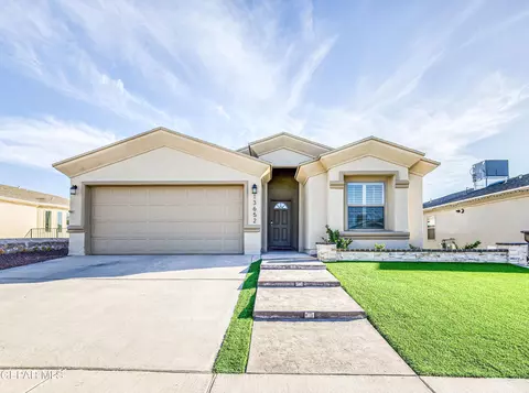 13652 Lago Vista Ave, Horizon City, TX 79928