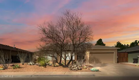 5805 Wales Dr, Santa Teresa, NM 88008