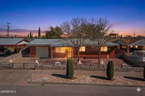 10352 Hugg St, El Paso, TX 79924