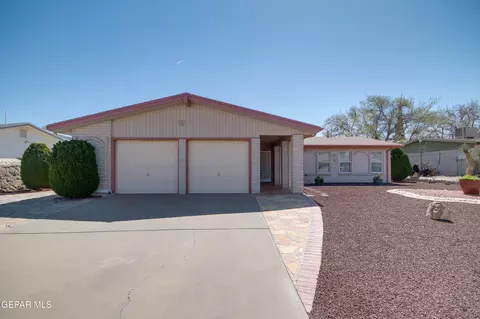 10468 Aphonia Dr, El Paso, TX 79924
