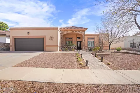 7008 Rock Canyon Dr, El Paso, TX 79912