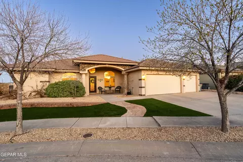 12676 Tierra Alzada Dr, El Paso, TX 79938
