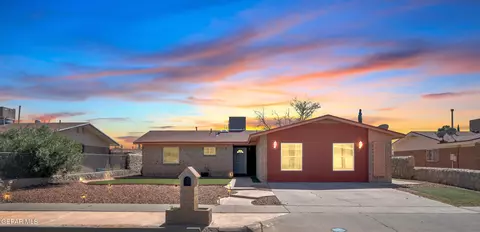 11176 Shoreline Dr, El Paso, TX 79936