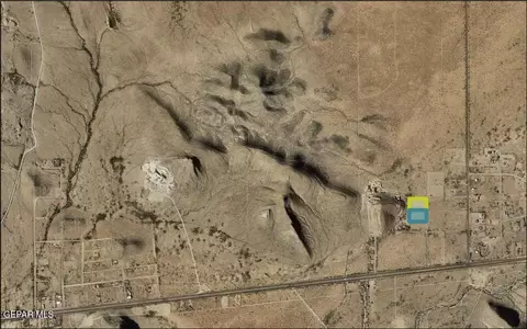 4597 Camel Back Rd, Clint, TX 79836 photo 5
