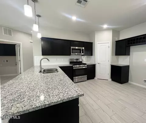 3836 Course St, El Paso, TX 79938 photo 3