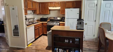 10728 Chert St, El Paso, TX 79924