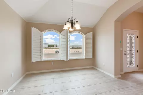 501 Caddo Ln, Clint, TX 79836 photo 12