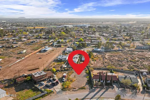 10213 Celedon Cir, Socorro, TX 79927