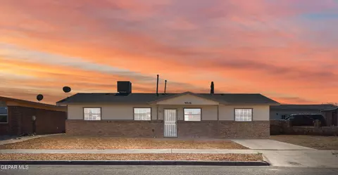 9846 Gifford Dr, El Paso, TX 79927