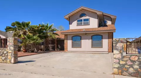 11729 Roger Chaffee Ln, El Paso, TX 79936