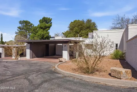15000 Ashford St #38, Horizon City, TX 79928