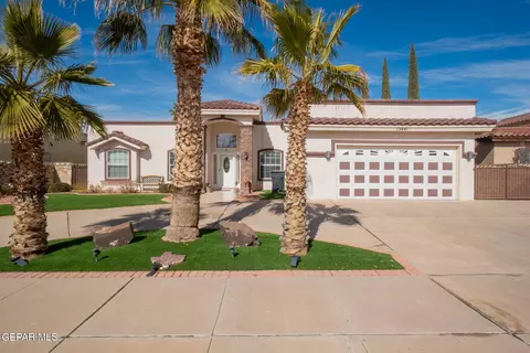 13441 Emerald Creek Dr, Horizon City, TX 79928