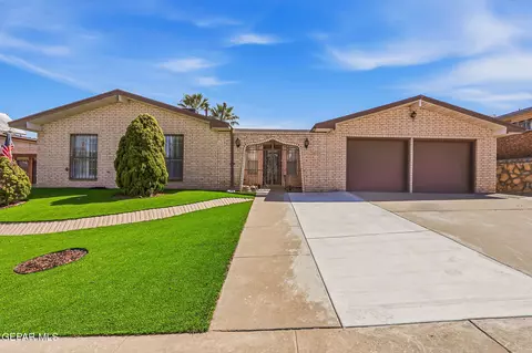 1376 Adabel Dr, El Paso, TX 79936