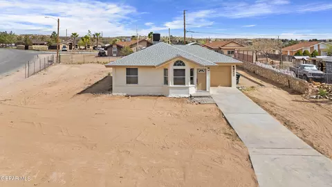 1451 Hereford Dr, El Paso, TX 79928