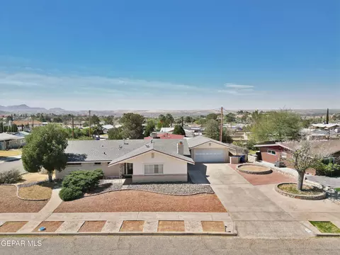 427 Castile Ave, El Paso, TX 79912