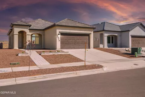13829 Paseo Central Ave, Horizon City, TX 79928