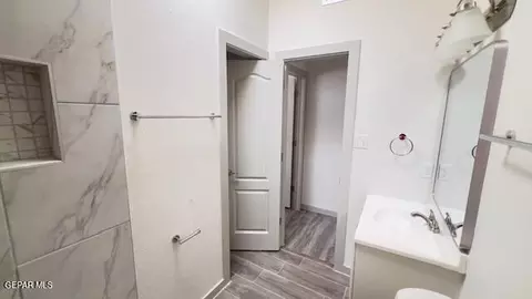 Bath - 7013 Echo Cliffs Dr, El Paso, TX 79912 photo 3 of 7