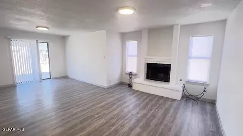 Living - 7013 Echo Cliffs Dr, El Paso, TX 79912 photo 4 of 4