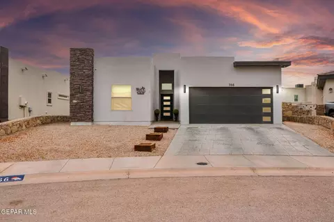 766 Ovington Rd, El Paso, TX 79928