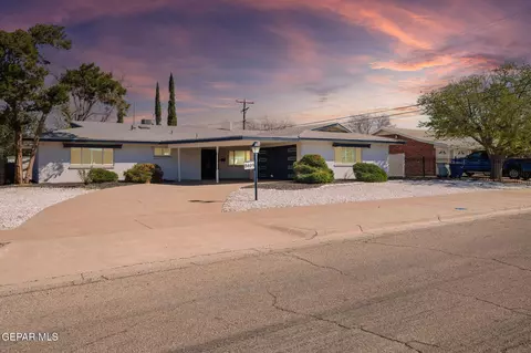 8409 W H Burges Dr, El Paso, TX 79925