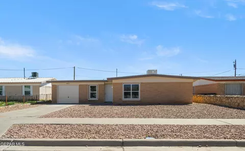 10612 Elsa Pl, El Paso, TX 79924