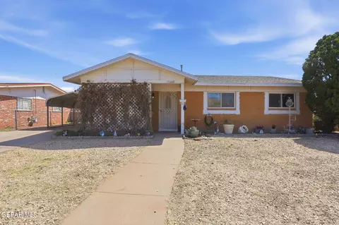 10268 Yellowstone St, El Paso, TX 79924