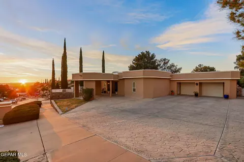 1349 Belvidere St, El Paso, TX 79912