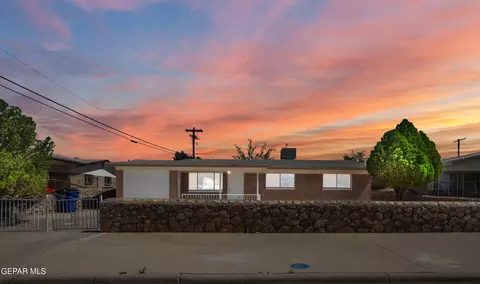 9220 Raleigh Dr, El Paso, TX 79924