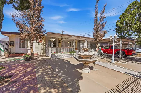 10557 Warren St, El Paso, TX 79924