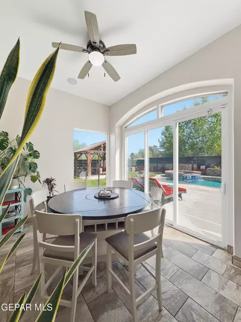 Dining - 1024 Maximo St, El Paso, TX 79932 photo 2 of 4