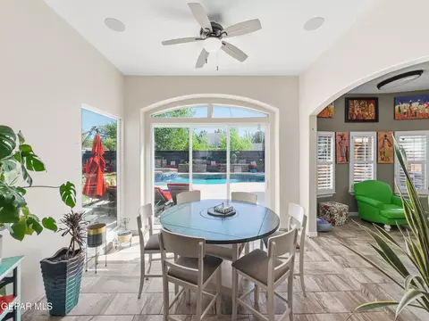 Dining - 1024 Maximo St, El Paso, TX 79932 photo 1 of 4