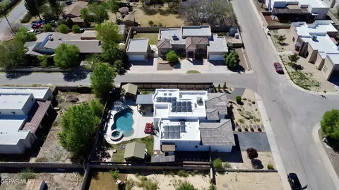View/Area - 1024 Maximo St, El Paso, TX 79932 photo 5 of 8