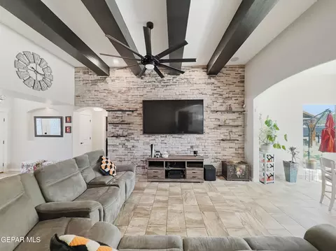 Living - 1024 Maximo St, El Paso, TX 79932 photo 3 of 6