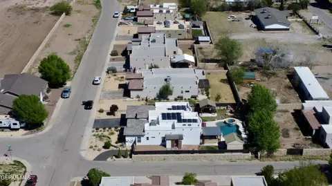View/Area - 1024 Maximo St, El Paso, TX 79932 photo 4 of 8