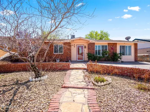 11504 Jim Ferriell Dr, El Paso, TX 79936