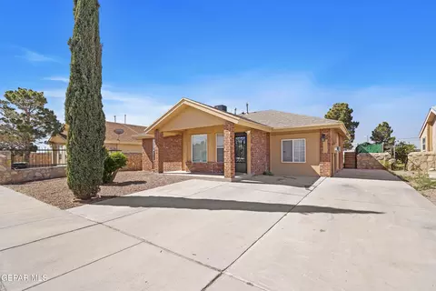 513 Bryce Dr, Horizon City, TX 79928