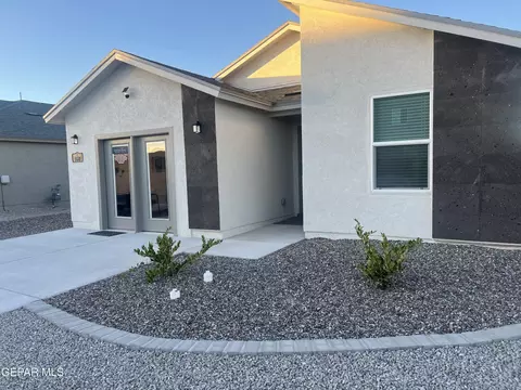 14528 Russell Borea Ave, El Paso, TX 79938