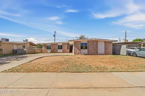 5526 Ketchikan St, El Paso, TX 79924