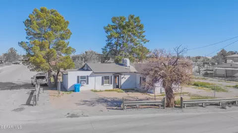 495 Buford Rd, Socorro, TX 79927